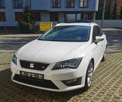 Seat Leon cena 62000 przebieg: 66000, rok produkcji 2016 z Poznań małe 92